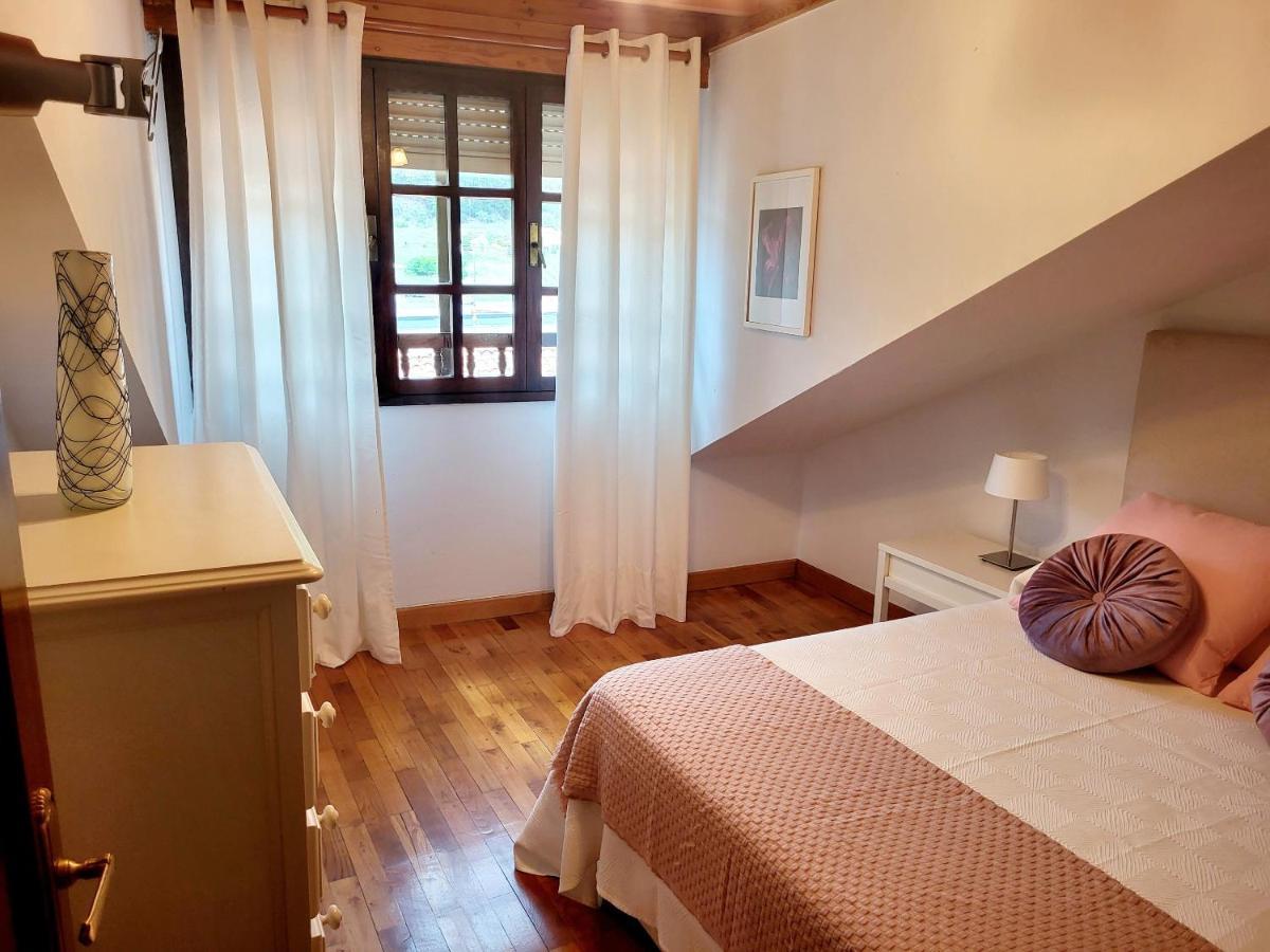 Appartamento El Mirador De La Torre Potes Esterno foto