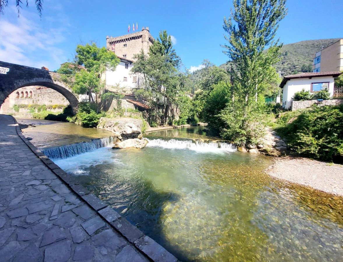Appartamento El Mirador De La Torre Potes Esterno foto